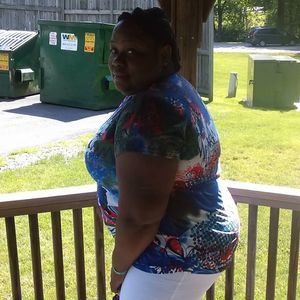 Meet your Posher, Simone